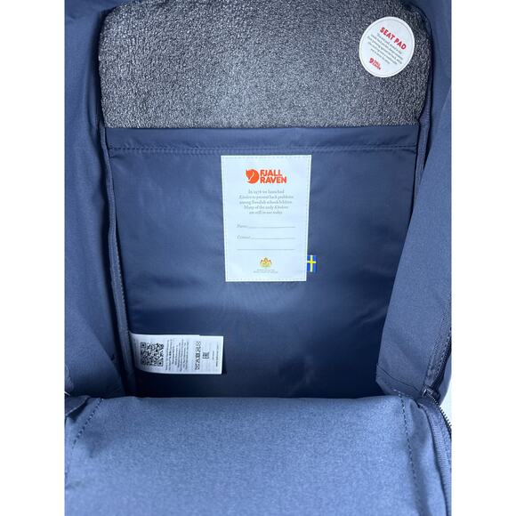 Fjallraven Kanken 15" Laptop 18L Backpack w/seat cushion 23524 Navy OS - Picture 5 of 12